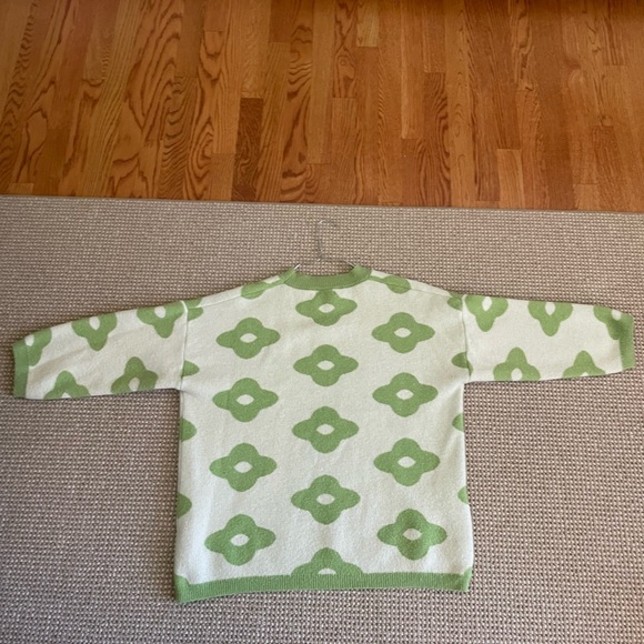 EUC Verge Girl Sweater - Green, White, Pattern, Statement - Picture 6 of 9